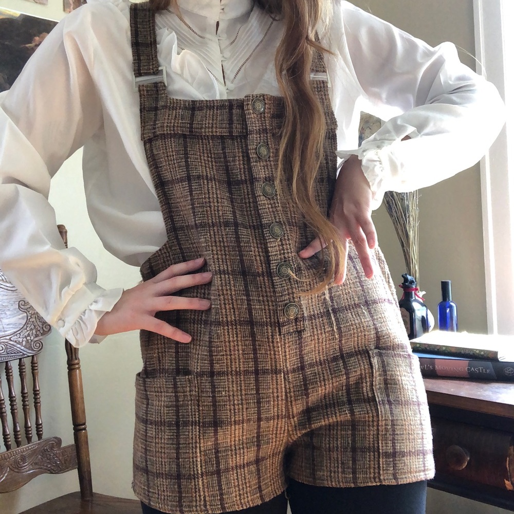 📚 Autumnal Plaid Short Overalls 📚